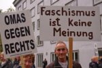 OMAS GEGEN RECHTS Hamburg setzen Zeichen auf der Demo am 12.10.2019