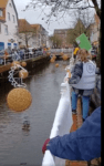 Buxtehude/Stade: Menschenkette am Fleet