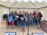 Bergen-Belsen: OMAs beim Gedenktag