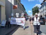 Hamburger OMAS unterstützen Demo in Walsrode